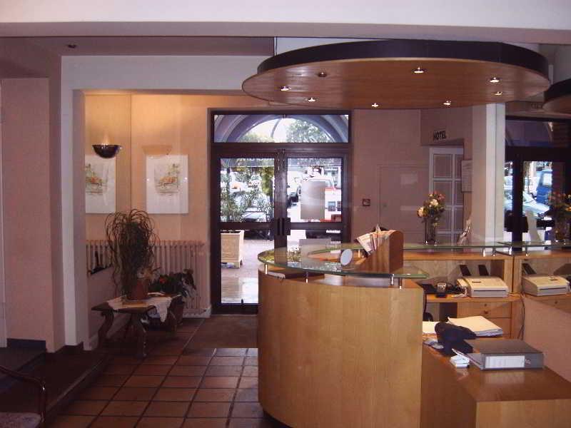 Hôtel Le Chapon Fin Moissac Buitenkant foto